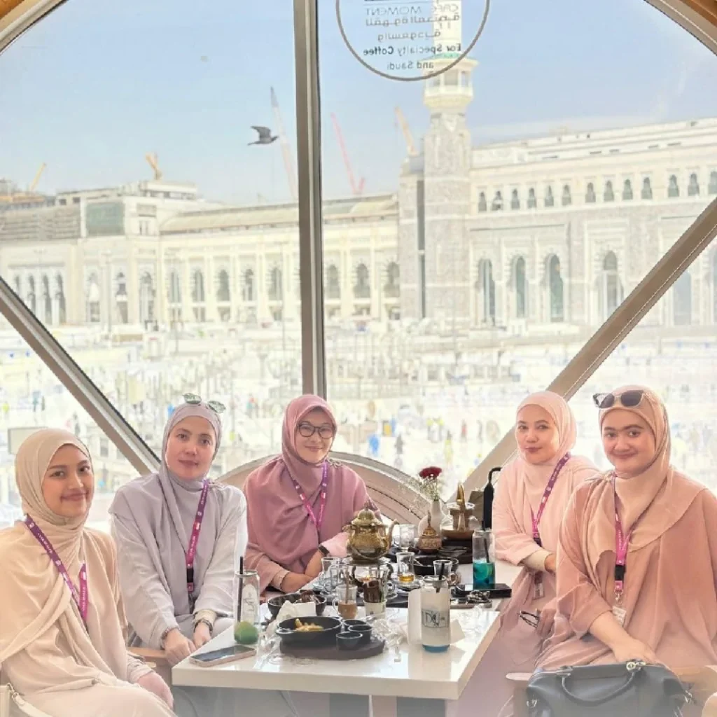 Snapinsta.app_462328863_418230477973004_4960947324434464437_n_1080-1024x1024